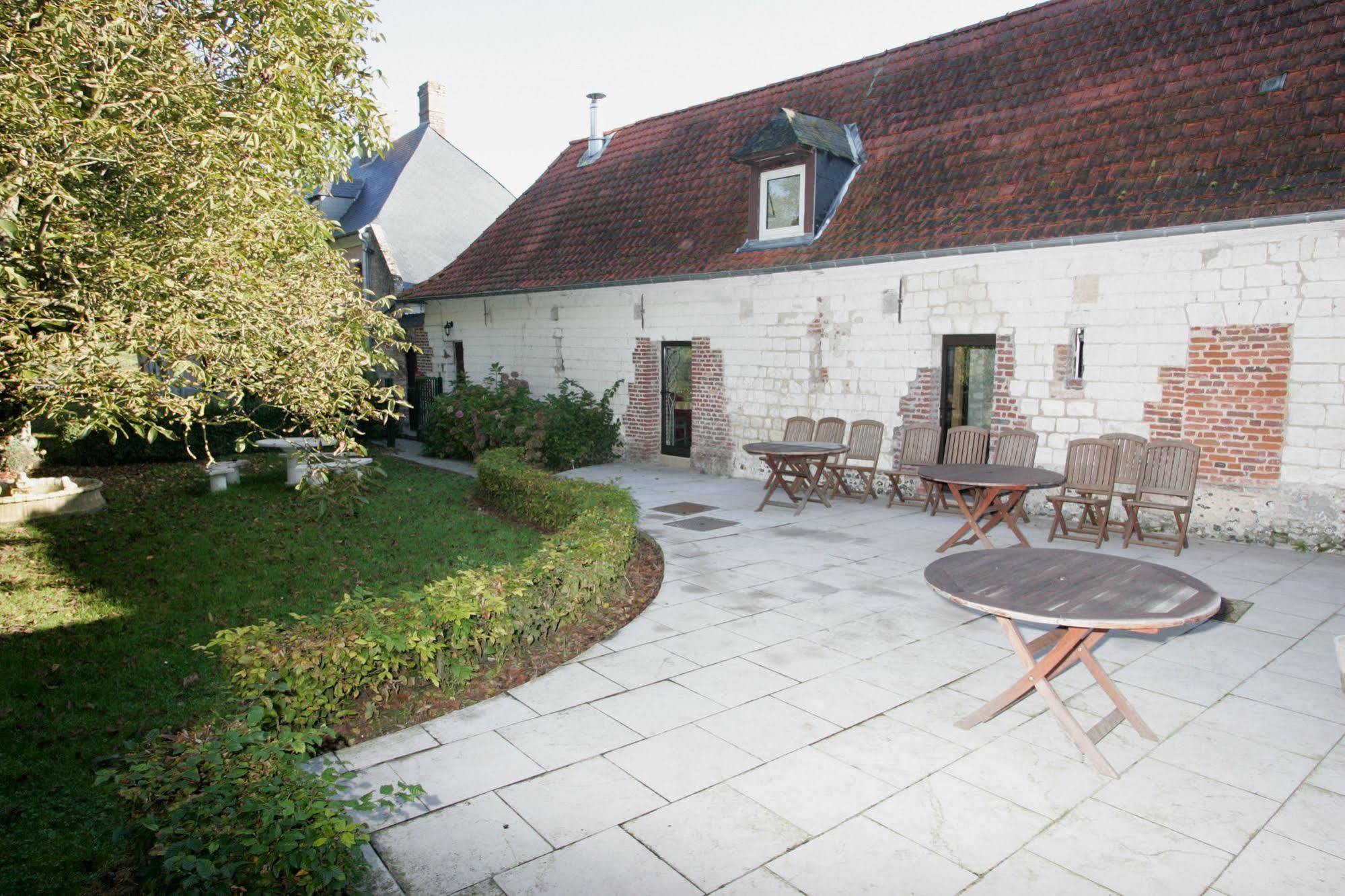 ホテル Le Clos Du Moulin Berck エクステリア 写真